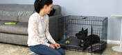 La jaula Fido Classic de Omlet sirve de gran ayuda cuando estás entrenando a tu cachorro