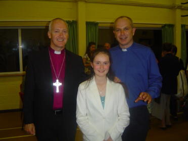 DD3 con el obispo de Croydon y nuestro vicario