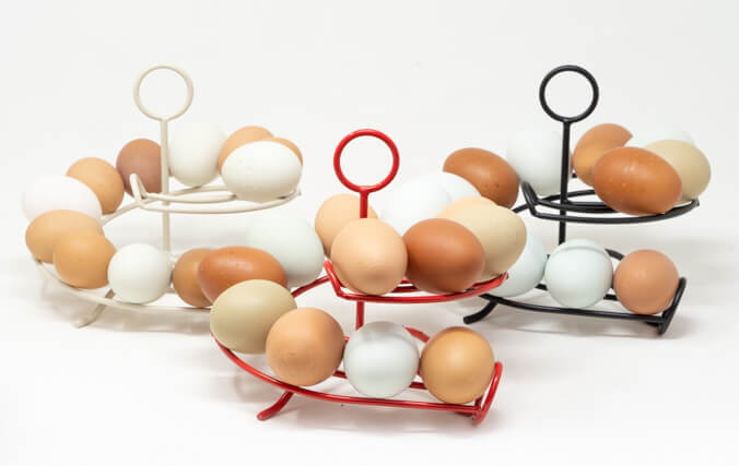 toboganes para huevos disponibles en tres colores y dos tamaños